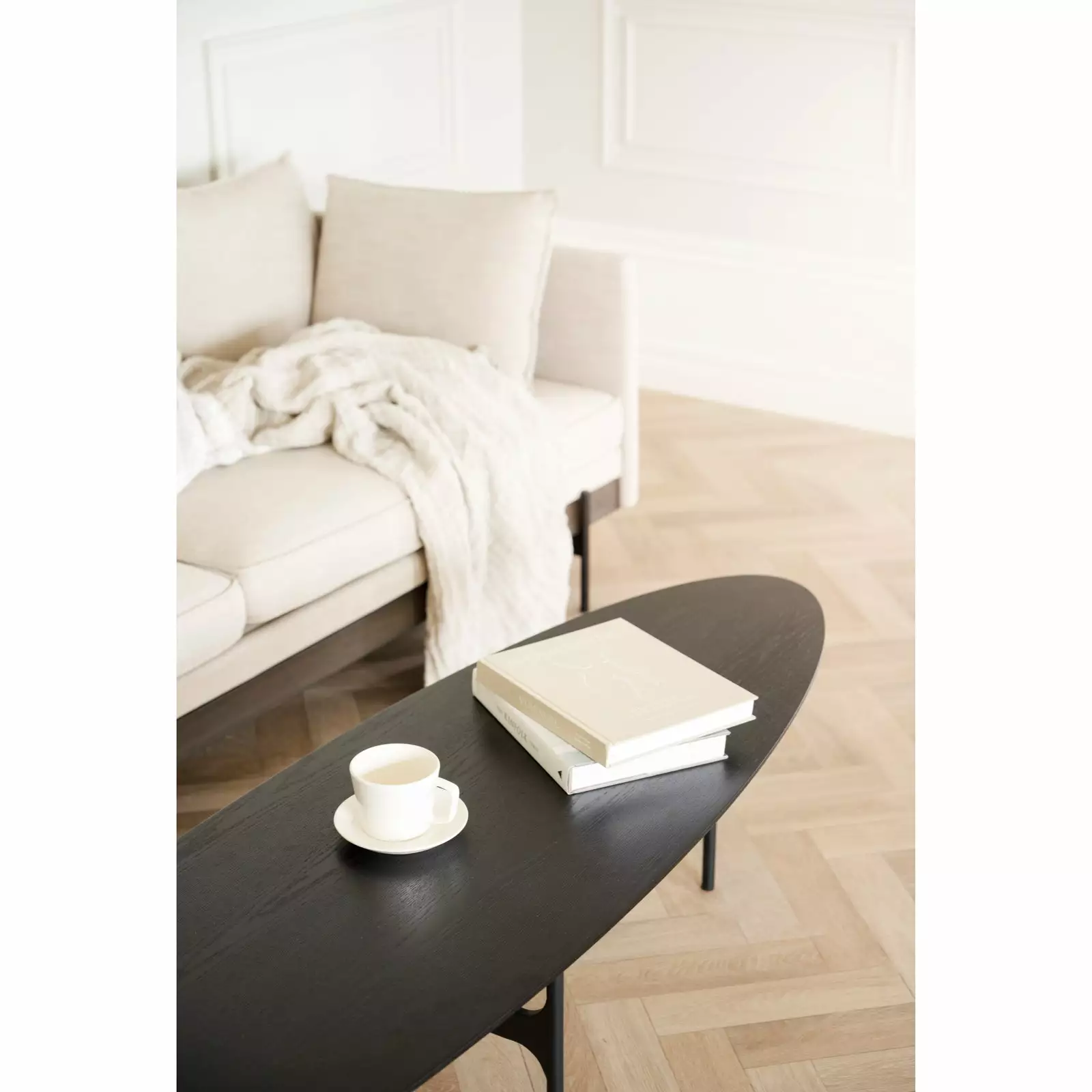 Rowico AB COLTON Sohvapöytä Ovaali 180 Cm - Image 9